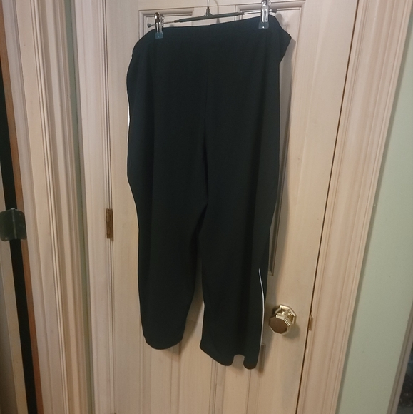 Misses Sz XL Champion Blavk Capris Cropped Athletic Pants - Picture 5 of 5